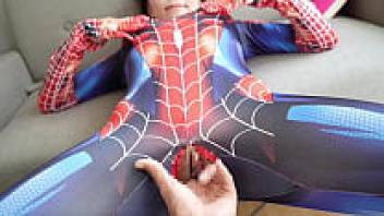 P.O.V.The Spider-Man has a new handjob! A circumstance that was embarrassing made her even more horny.