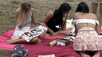 Pussy that is Tight Babes so hot Spending time in the sun without wearing any pants or knickers to fap on and cum on those large legs, feet, and booty while in public