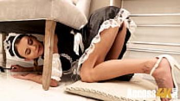 When the maid is unable to move, the man takes advantage of the situation.