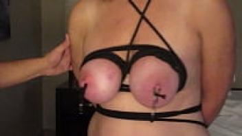 Love and tit bondage on the premises of the hotel