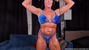 Azure Dee Visits the Dungeon in West Philadelphia