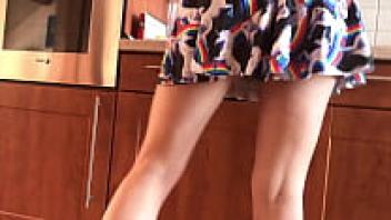No Underwear Upskirt Lola's flirtatious summertime miniskirt tease