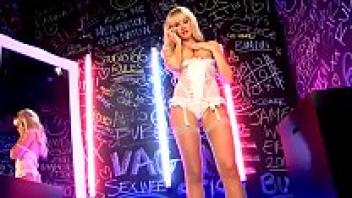 Studio66 Striptease by Louisa Pickett 2013-09-29 LQ