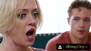MOMMY'S BOY - MILF Dee Williams' stepson discovered her dirty secret and tried it on her! Analysis gaps