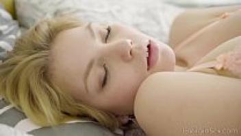 18 Virgin Sex: Chick understands how to delight her lover.