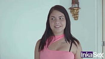 An innocent Latina is fooled in Lima for a few dollars.