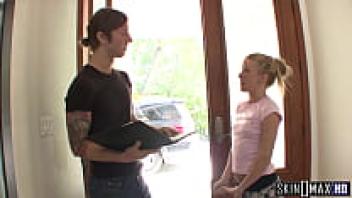 Love for Her Big Dick Neighbor by a Skinny Teen