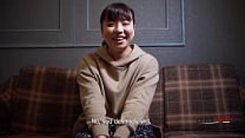 Mimi, a Japanese girl, displays her wild side.