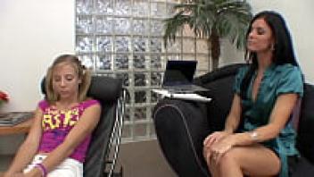 Lesbian COUGAR MILF XXX