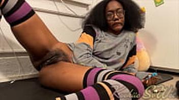 Playing in pajamas, Kookiie