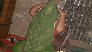 Indian hot and seductive She made Desi bhabhi in secret with a Desi boy.