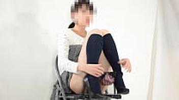 Upskirt without underwear