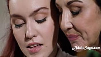 Freya Parker and Jewell Marceau's MILF teacher seduces a lonely person who is eating lunch alone.