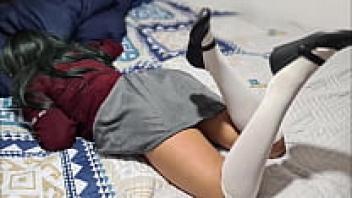 A college student from Mexico! a homemade video. Without using a condom, the little student let her friend to love her. Making her fall in love with Bareback