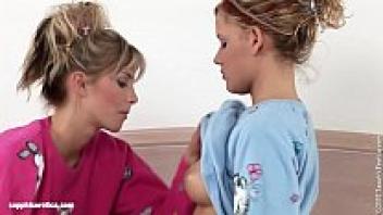 SapphiX's erotic, sensual lesbian scene