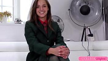 On the throbbing Dick of the photographer, Amirah Adara's bubble butt bounces!