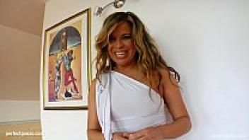 Milf Thing debuted Afrodite to the hardcore gonzo scene.