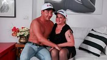 SCAMBISTI MATURI: Monica Dolce, a new Italian BBW blonde, has her delicious pussy drilled deep.