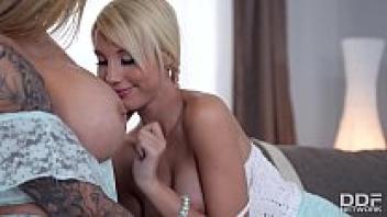 Glamour Lesbians Maisie Rain Strap-on Sex and Kimber Delice