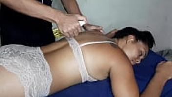 A sensual massage for a gorgeous brunette