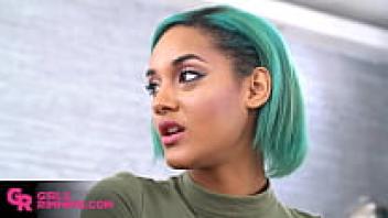 GIRLSRIMMING: Capri Lmonde, a gorgeous ebony secretary, gives her employer, Mugur, a sloppy rimjob (Mugur Porn)