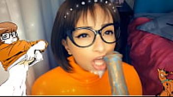 Velma & the Monster Creampie: Velma's mouth is filled with delicious Monster's stick. - Scooby Doo