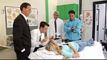 Royal was loved by the sporty teen babe.