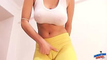 Huge titts, hot and blonde! Big Puffy Shaved Pussy! Cameltoe Big!