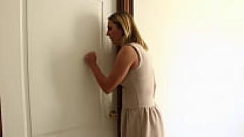 SCISSORING LESBIANS WITH A MATURE COUGAR XXX