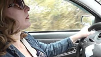 squirting in the vehicle. Sexy Milf gets a powerful wet orgasm, masturbates his pussy, and stops his car on the side of the road. A squirrel