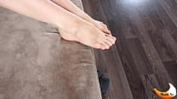 Do you think my legs look good?Madame Fox