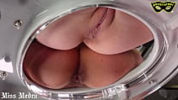 Three Toilet Training Icons Teach Cosmo to Be a Loo