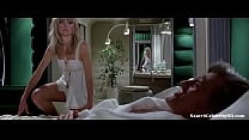 Saturn 1981, starring Farrah Fawcett