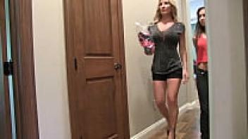 SKINNITT GIRL AND MATURE COUGAR