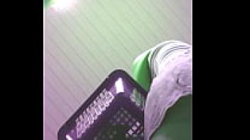 Continued beneath the skirt at Queue da Verdureira