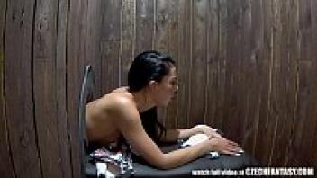 House of GloryHole Pleasure, Public