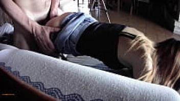 Laura on Hee Step Sister 2021, wearing high heels and stockings, screamed and screamed in love.