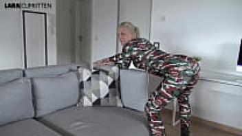 Amazing FACIAL Cumshot by Lara CumKitten