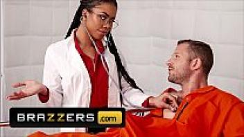 This stunningly beautiful woman (Kira Noir) adores her job as a doctor and her patients. Brazzers