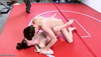 Rion King vs. Hannah Hayes sexfight