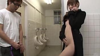 Rin Momoka, a Japanese female blowjob in a public restroom