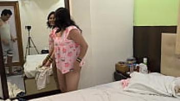 Love in Delhi's Oyo Hotel