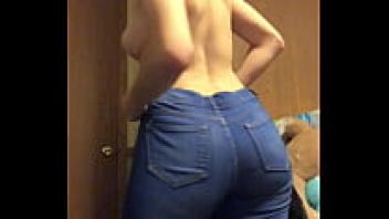 Mum jeans worn by a phat ass chick