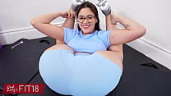 Ellie Nova, a tall, curvaceous newcomer wearing glasses, is cast at 60 frames per second.