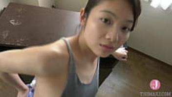 Tsukasa Kamimae is excited about riding machines. [bfaz 002 003]