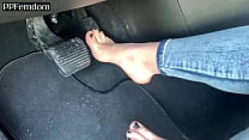 Mistress Sofi: Pedal Pumping with Bare Feet and Socks