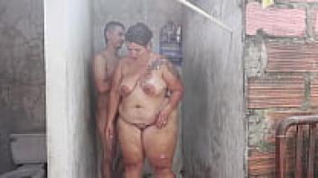 Young neighbour is used by Latina MILF