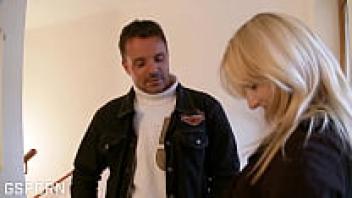 Sexy handjob with a lovely come on the blonde girl's natural tits