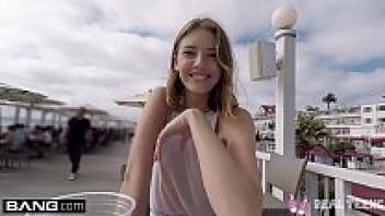 Teen POV pussy play in public: Real Teens